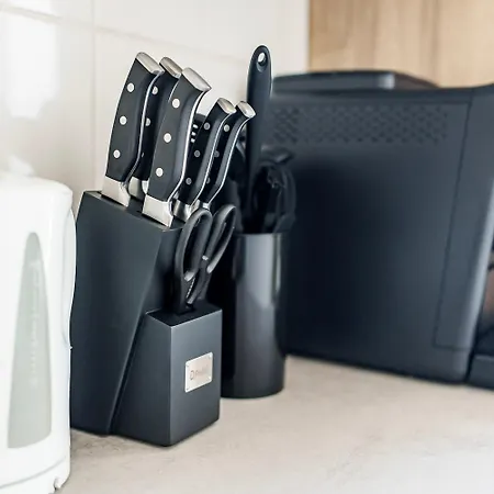 Modernes Fuer 5 Personen Mit Privatuearkplatz - Wlan Und Kaffeevollautomat Remscheid