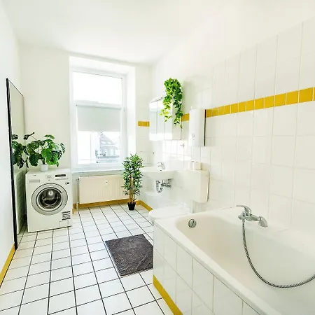 Lejlighed Modernes Fuer 5 Personen Mit Privatuearkplatz - Wlan Und Kaffeevollautomat