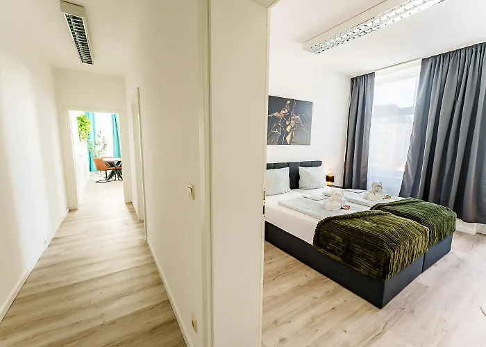 Modernes Fuer 5 Personen Mit Privatuearkplatz - Wlan Und Kaffeevollautomat Remscheid