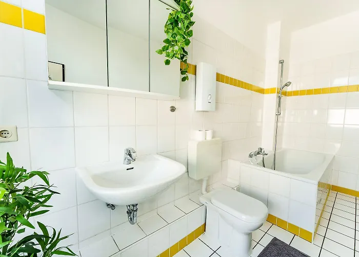 Appartement Modernes Fuer 5 Personen Mit Privatuearkplatz - Wlan Und Kaffeevollautomat *