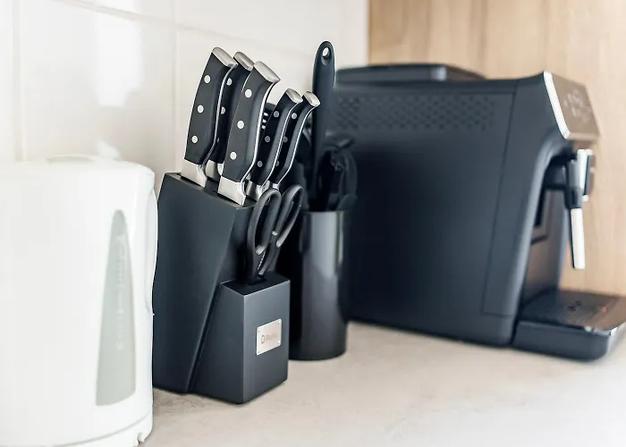 Modernes Fuer 5 Personen Mit Privatuearkplatz - Wlan Und Kaffeevollautomat Remscheid