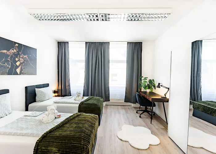 Appartement Modernes Fuer 5 Personen Mit Privatuearkplatz - Wlan Und Kaffeevollautomat