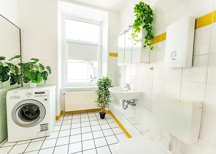 Appartement Modernes Fuer 5 Personen Mit Privatuearkplatz - Wlan Und Kaffeevollautomat Remscheid