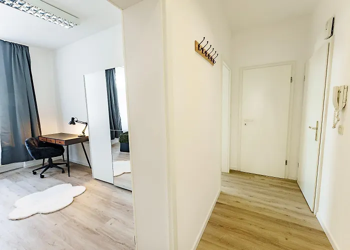 Modernes Fuer 5 Personen Mit Privatuearkplatz - Wlan Und Kaffeevollautomat Remscheid