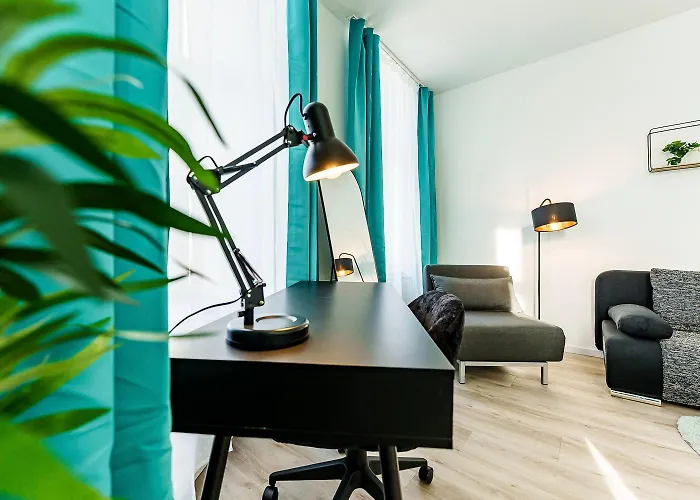 Modernes Fuer 5 Personen Mit Privatuearkplatz - Wlan Und Kaffeevollautomat Appartement *